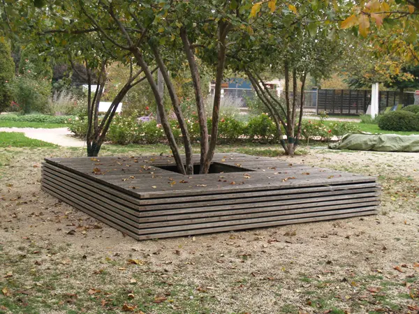 ctenar-archiv-komunitni-zahrady-knihoven-exterier-budovy_02