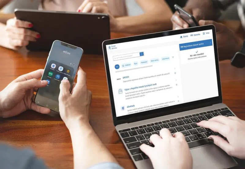 Portál občana je základní branou k elektronickým službám státu. Montáž: Studio Datle