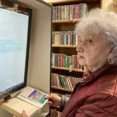 Sámoška v knihovně: jděte do toho! 